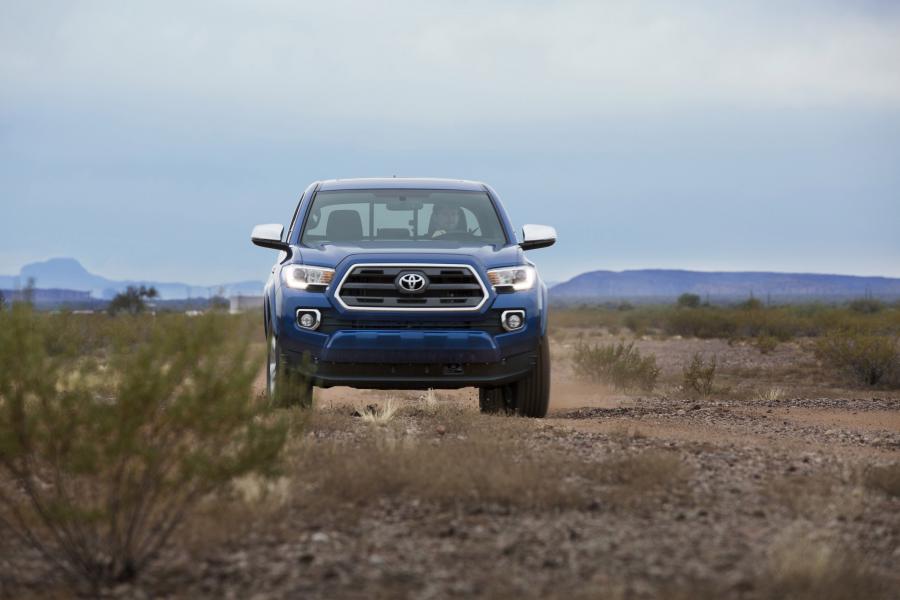  Toyota Tacoma Limited Double Cab 2015 года  (фото 26 из 57)
